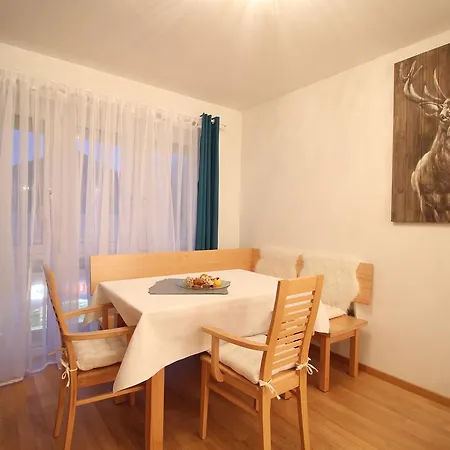 Pearl Royale Lejlighed